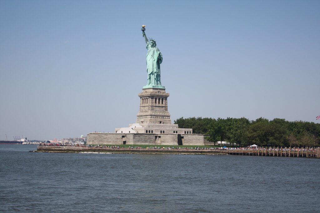 in new york city, statue of liberty, statue-1789972.jpg